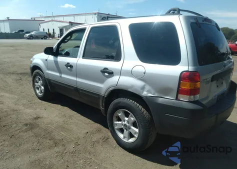 2005 Ford Escape Xlt from USA, damaged, VIN 1FMYU93115KE30921